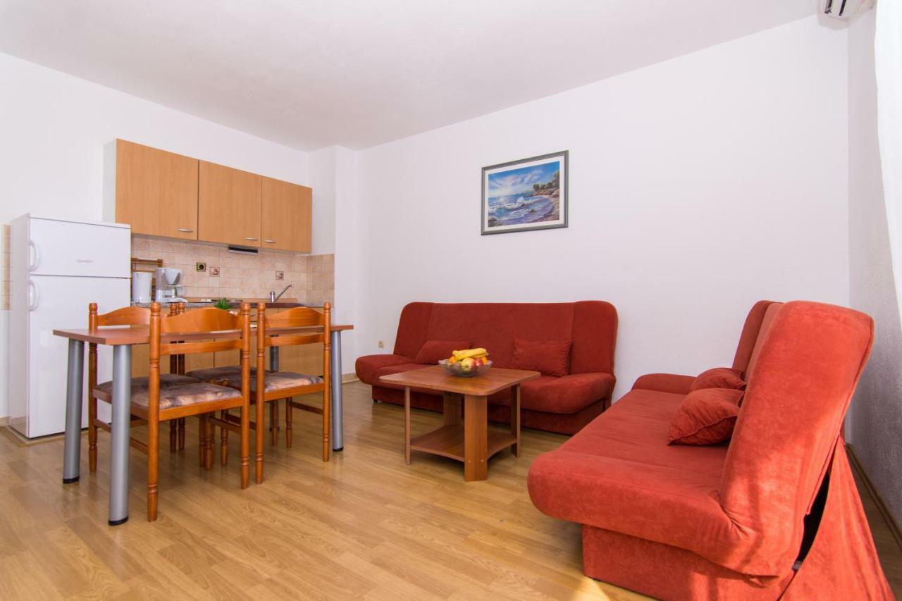 Apartments Jozic Seget Vranjica Exteriör bild