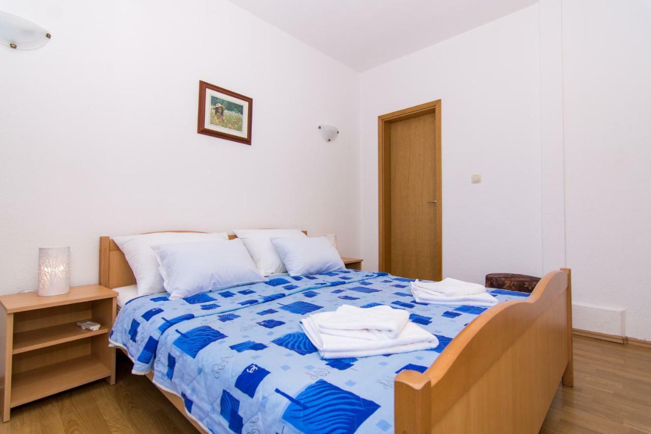 Apartments Jozic Seget Vranjica Exteriör bild